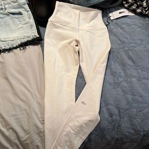 White alo leggings